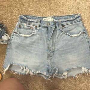 Curve love mom short Abercrombie
